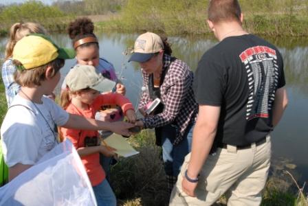 Students with teacher learning in the wetlands