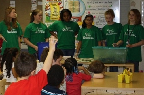 two_rivers_magnet_middle_school_students_teach_about_composting
