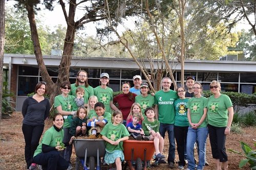 green-team-students-and-parents-outdoor-classroom-workday